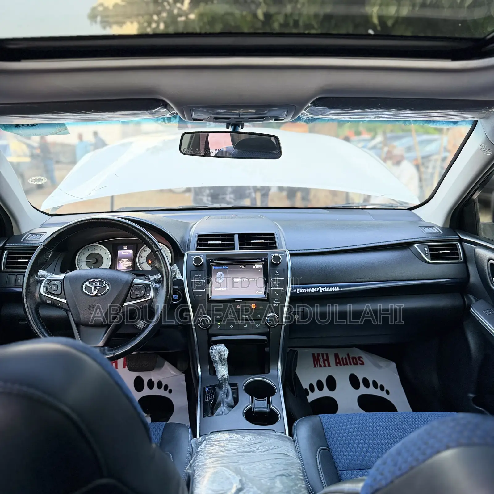Toyota Camry SE w/Special Edition Pkg (2.5L 4cyl 6A) 2016 White