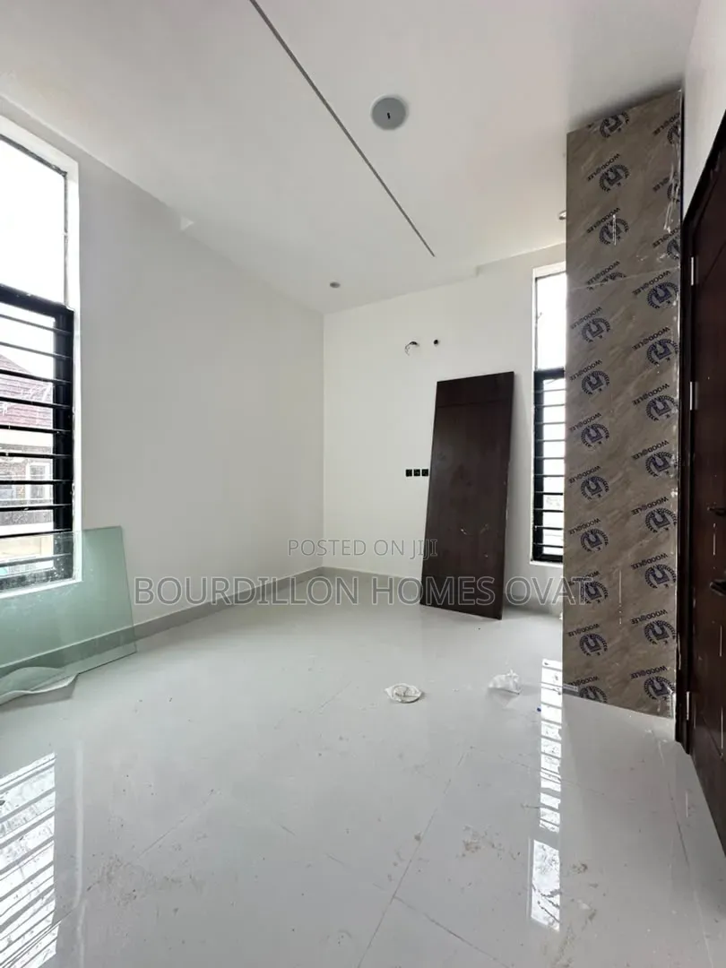 4bdrm Duplex in Orchid Lekki Lagos for sale