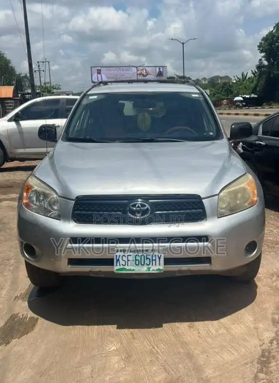 Toyota RAV4 2007 Silver