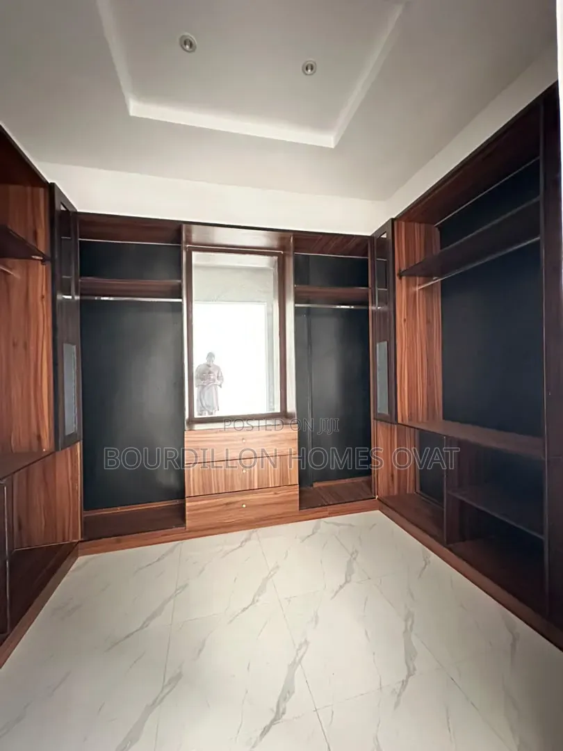 4bdrm Duplex in Abraham Adesanya for sale