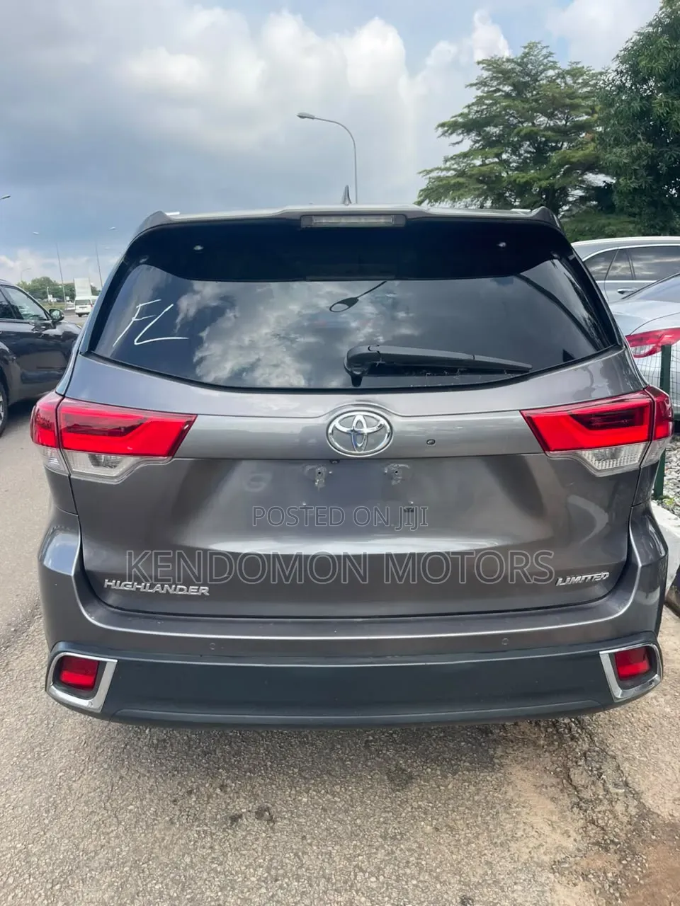 Toyota Highlander Limited Platinum 4x4 V6 (3.5L 6cyl 8A) 2018 Brown