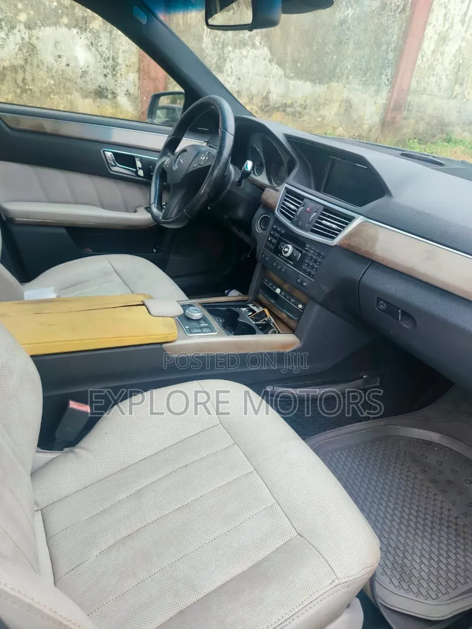 Mercedes-Benz C350 2010 Gray