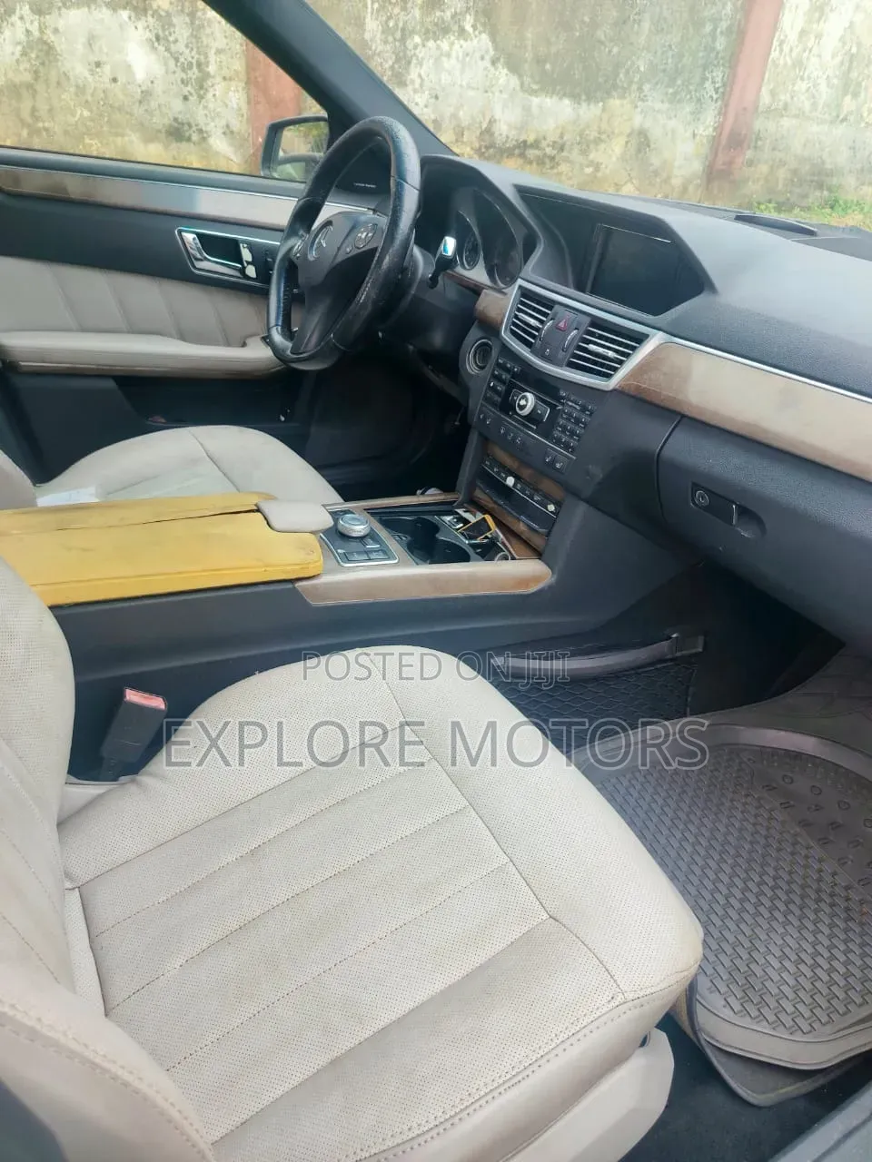 Mercedes-Benz C350 2010 Gray