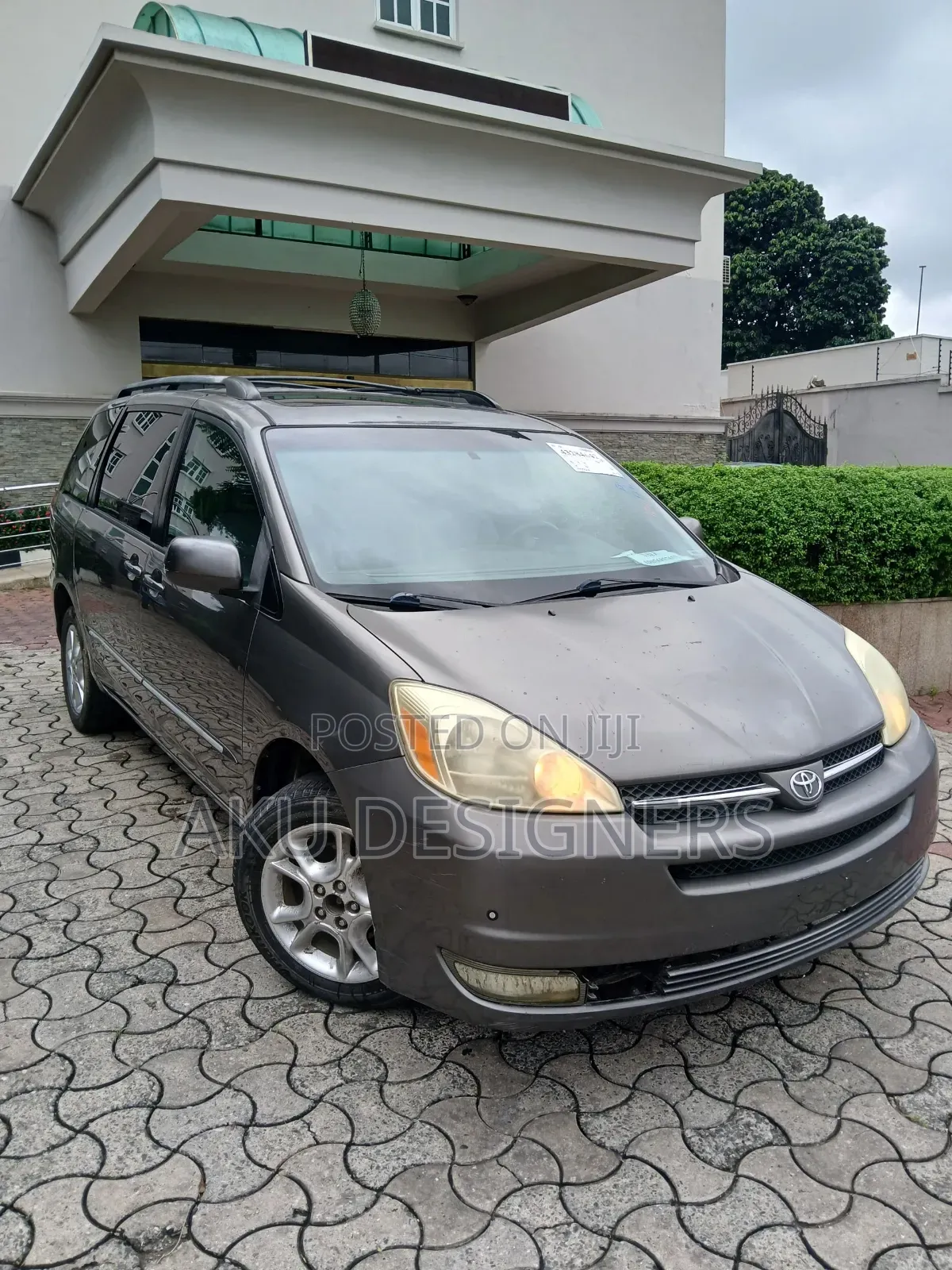 Toyota Sienna XLE Limited AWD 2005 Gray
