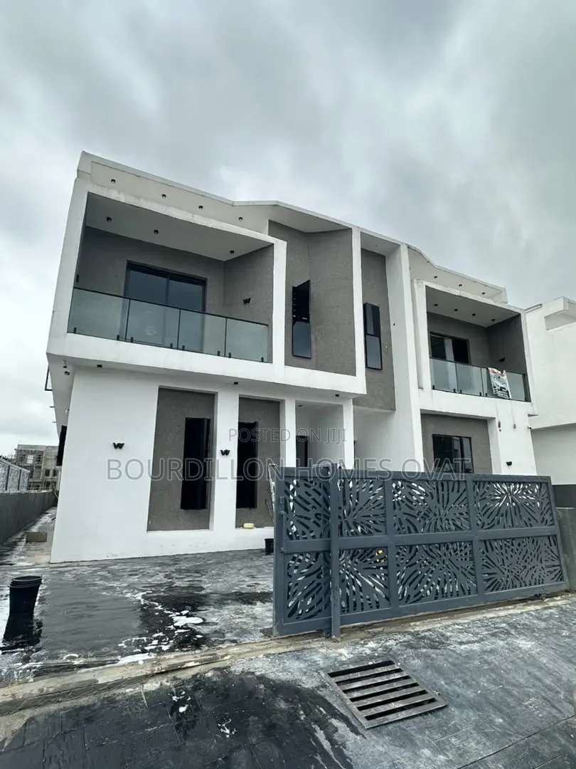 4bdrm Duplex in Ajah Lagos for sale