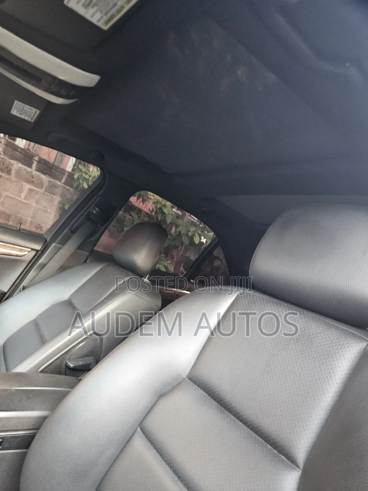 Mercedes-Benz C350 C350 BlueEFFICIENCY 4MATIC AWD 2010 Black