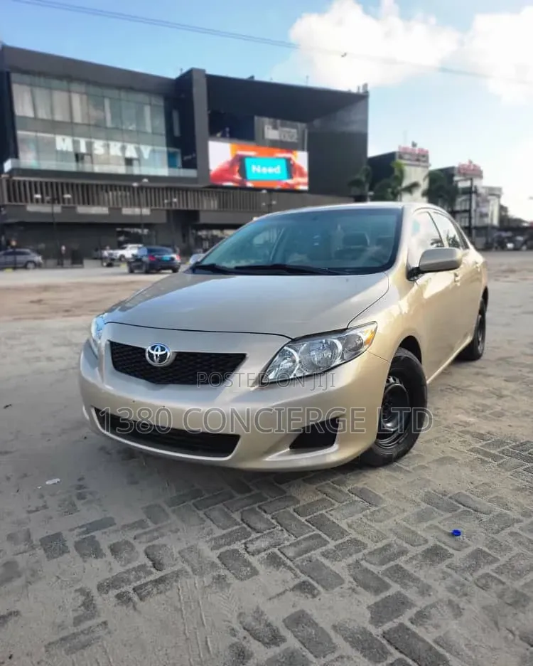 Toyota Corolla 2009 Gold