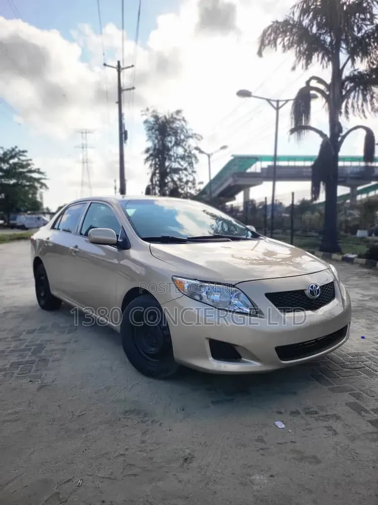 Toyota Corolla 2009 Gold