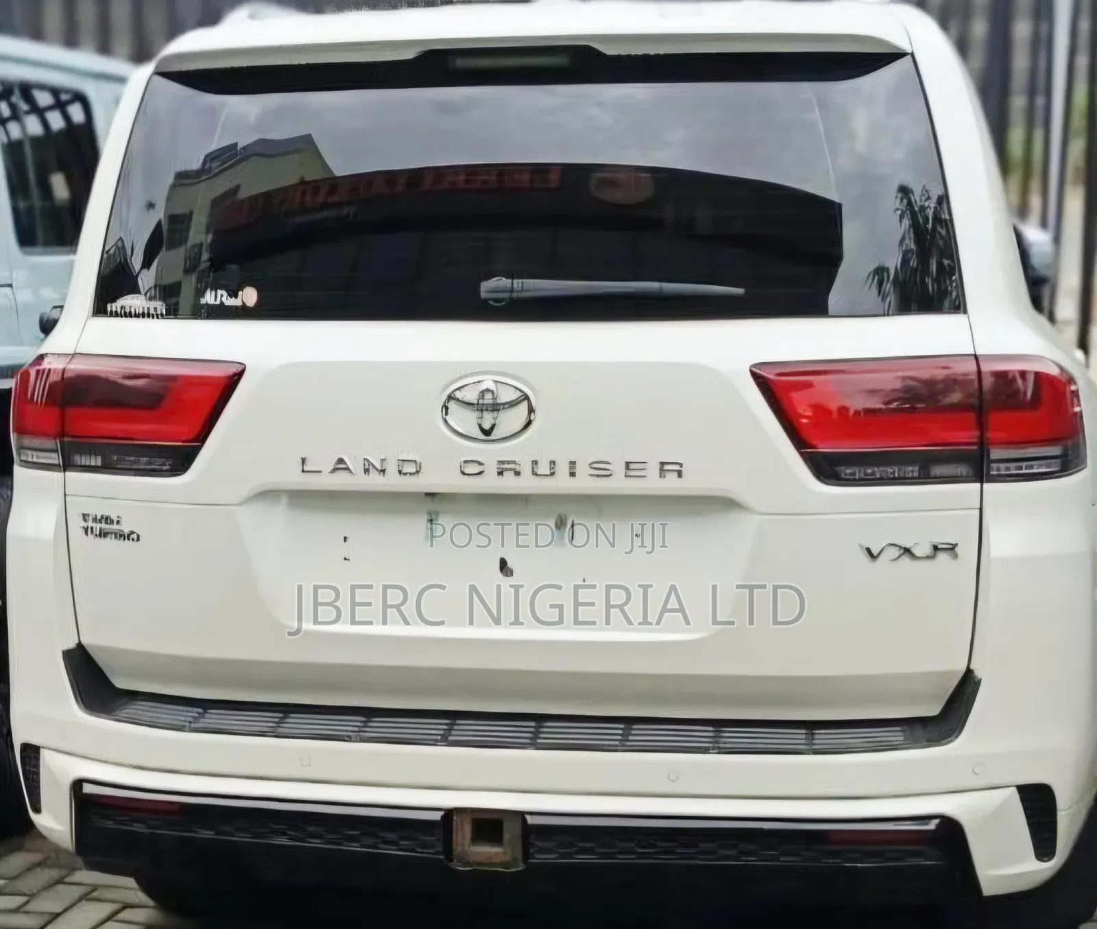 Toyota Land Cruiser 2023 White