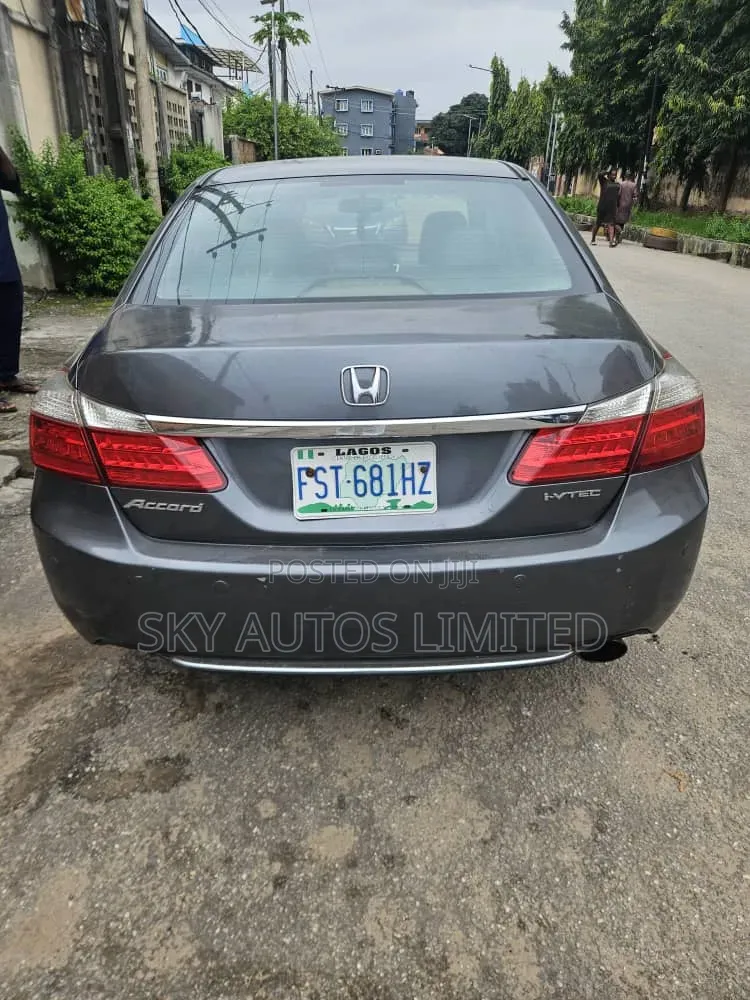 Honda Accord EX-L 4dr Sedan w/Navigation (2.4L 4cyl CVT) 2014 Gray