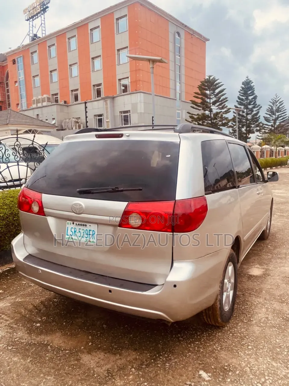 Toyota Sienna CE AWD 2007 Gold