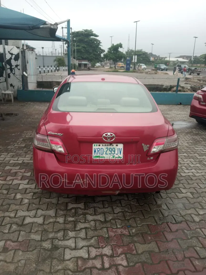 Toyota Camry 2011 Red