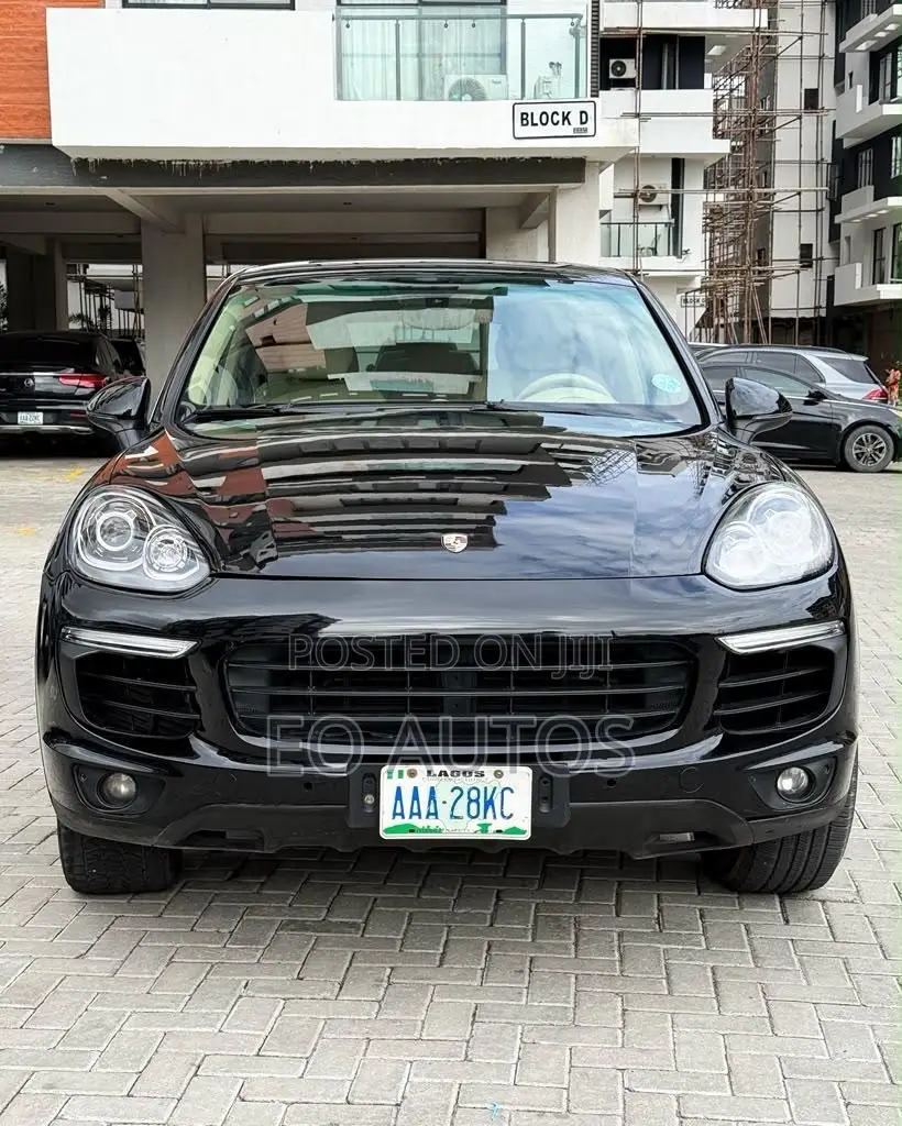 Porsche Cayenne 2017 Black