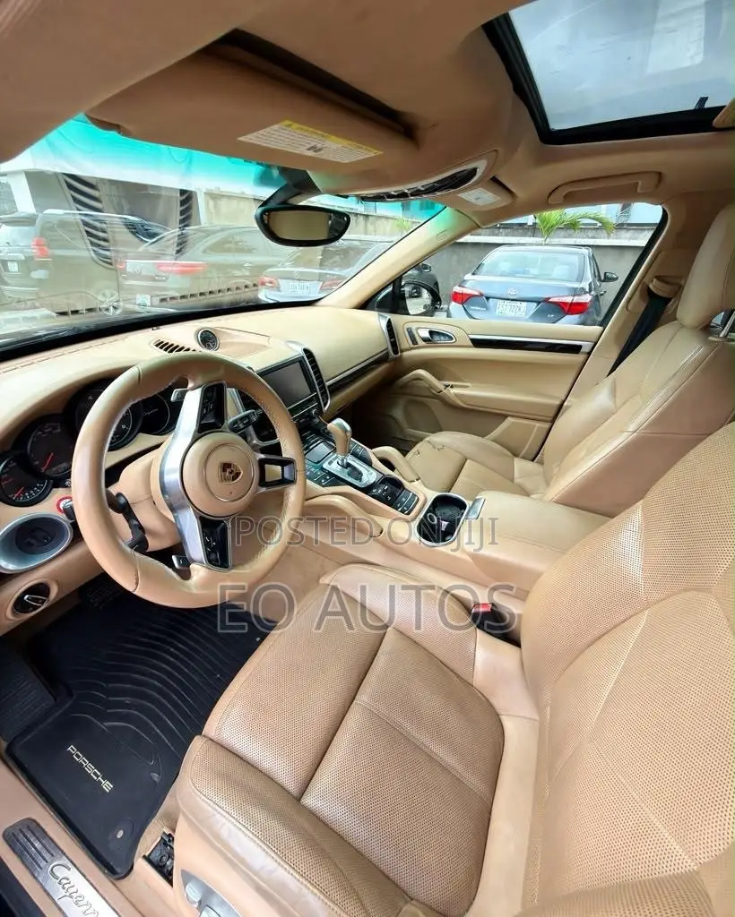 Porsche Cayenne 2017 Black