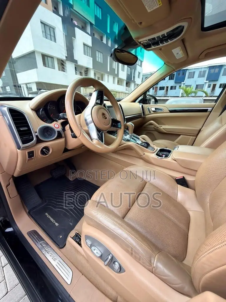 Porsche Cayenne 2017 Black