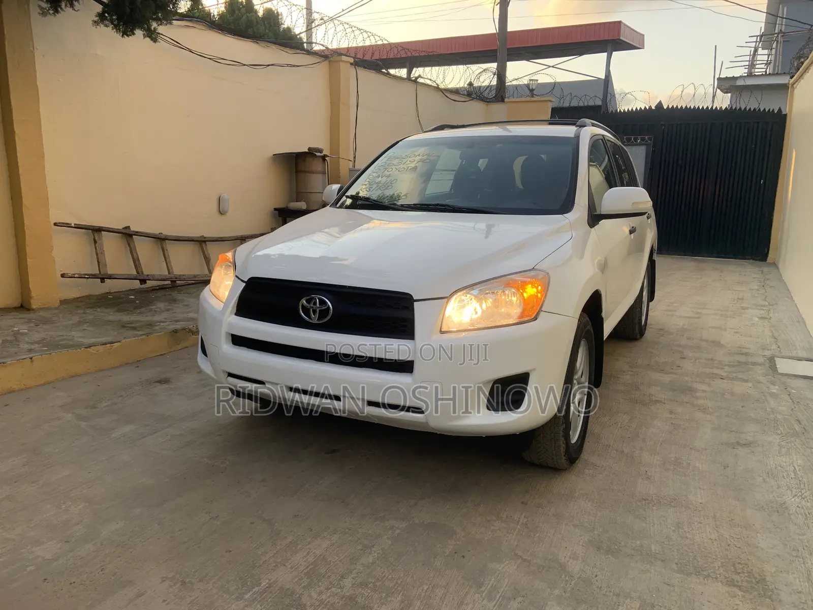 Toyota RAV4 2.5 4x4 2012 White