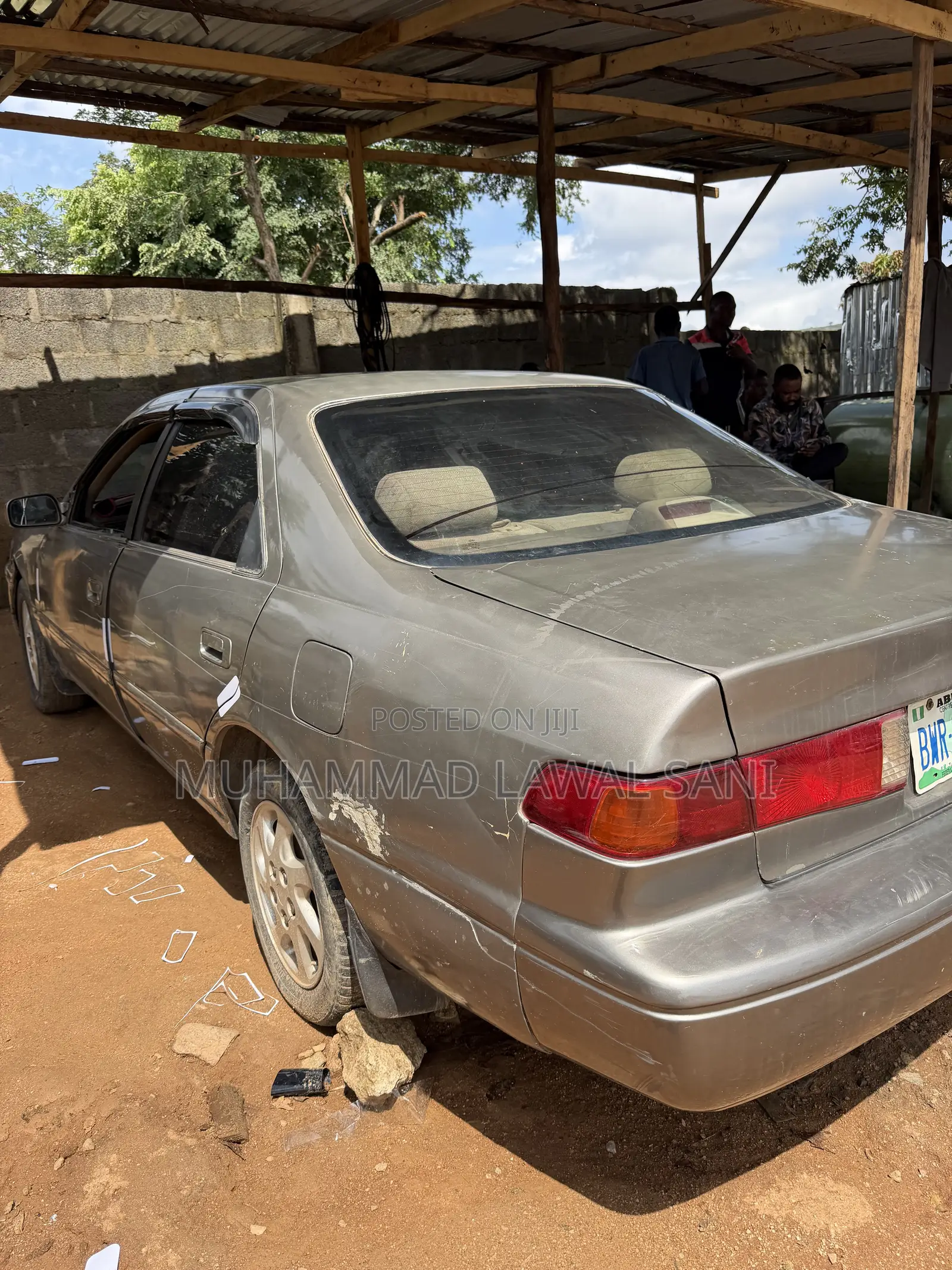 Toyota Camry 2000 Gray
