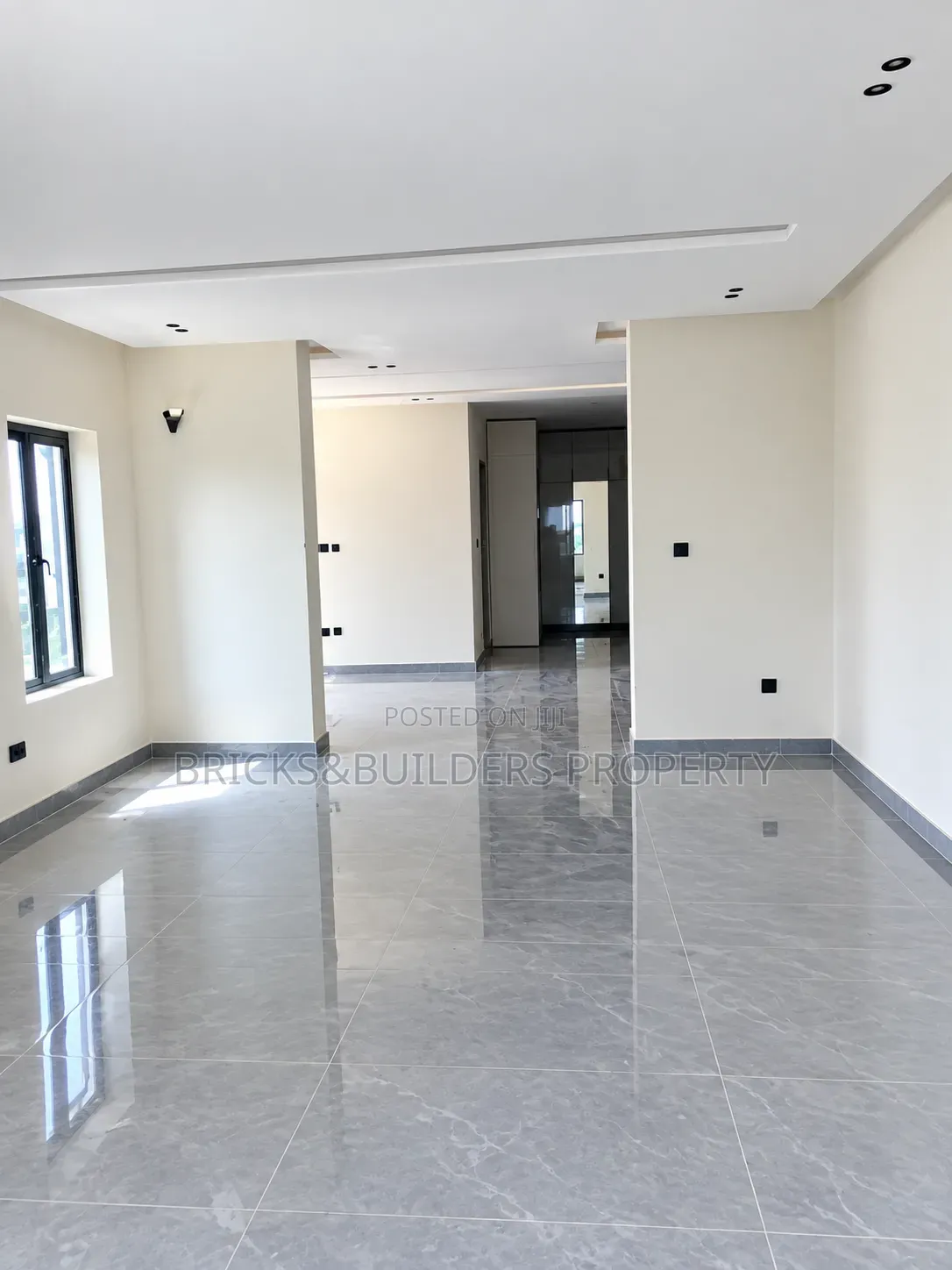 Furnished 5bdrm Duplex in Kado for sale