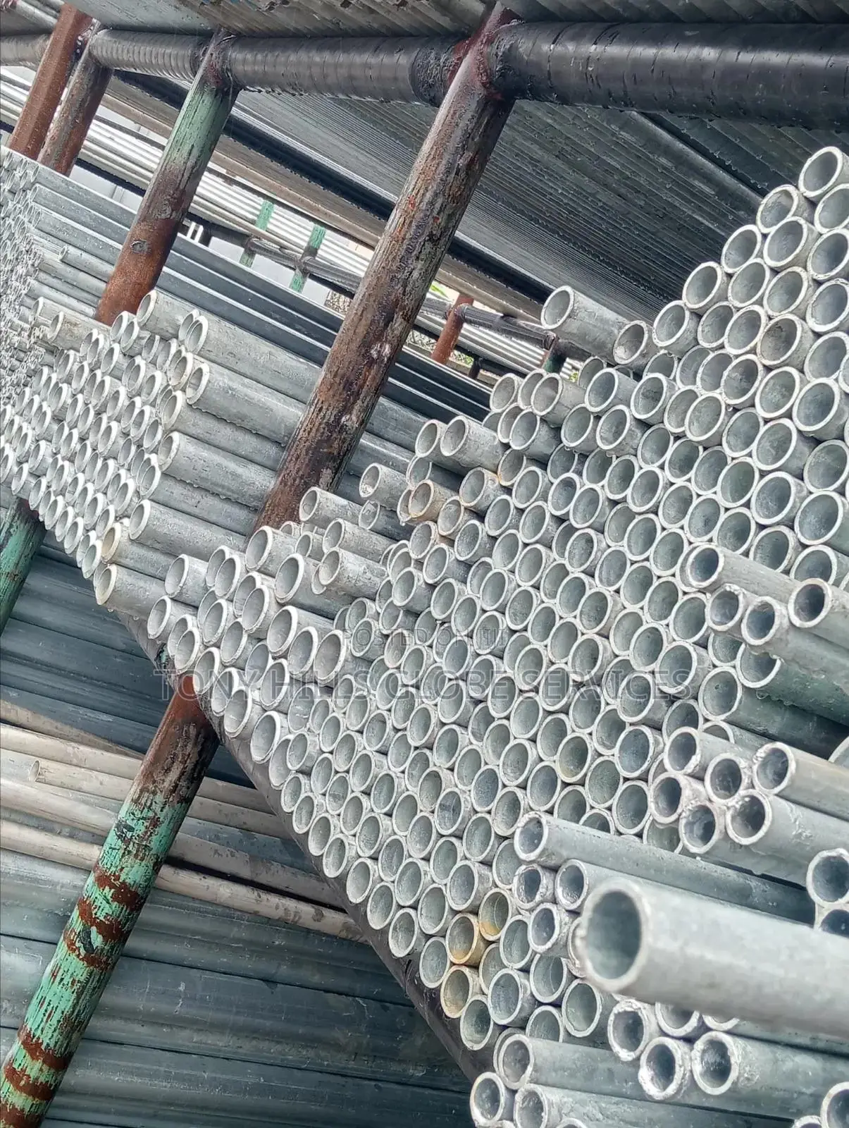 Hot-Dip Galvanised Pipes 4" Nd 2inch