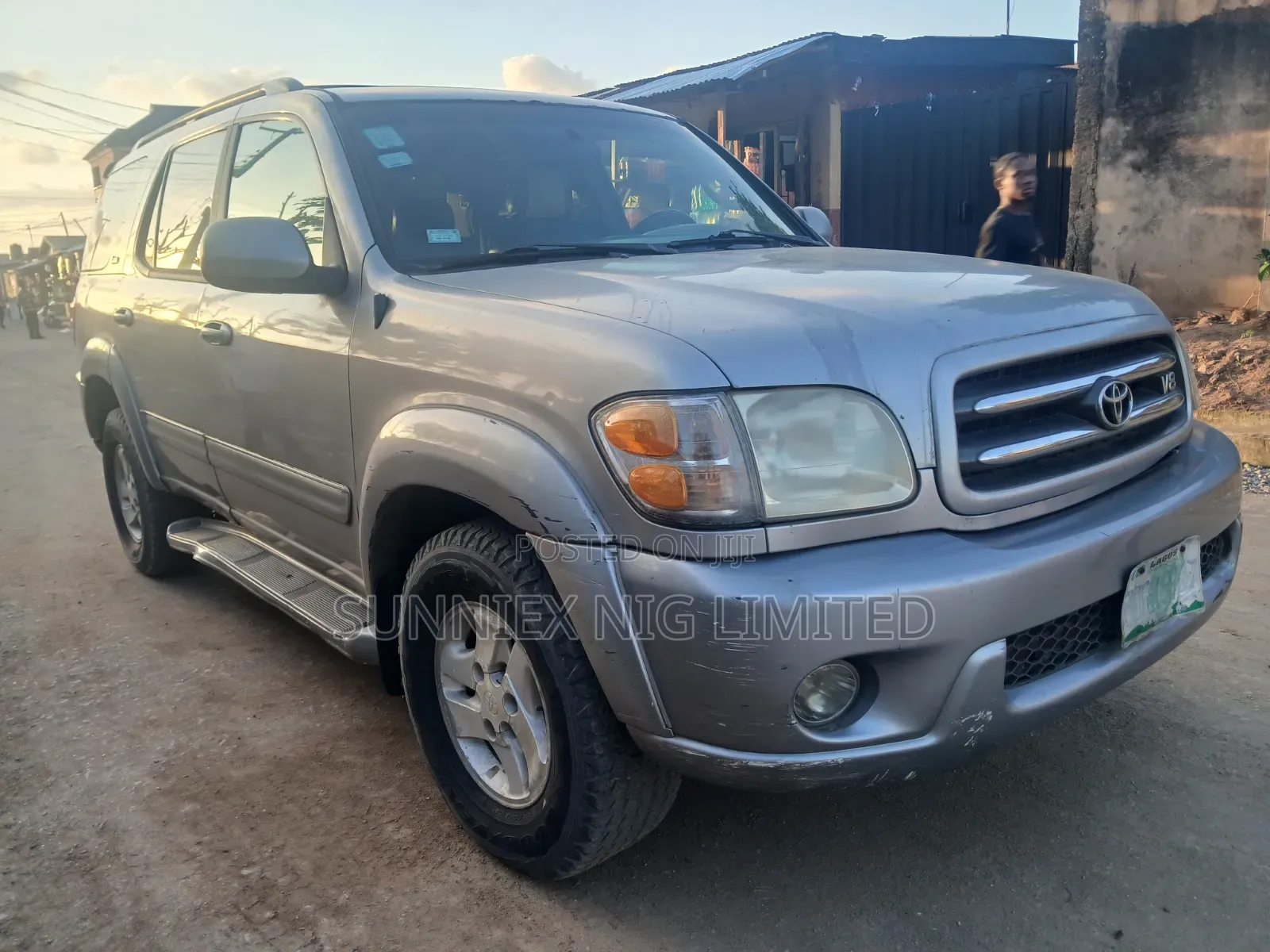 Toyota Sequoia 2005 Silver