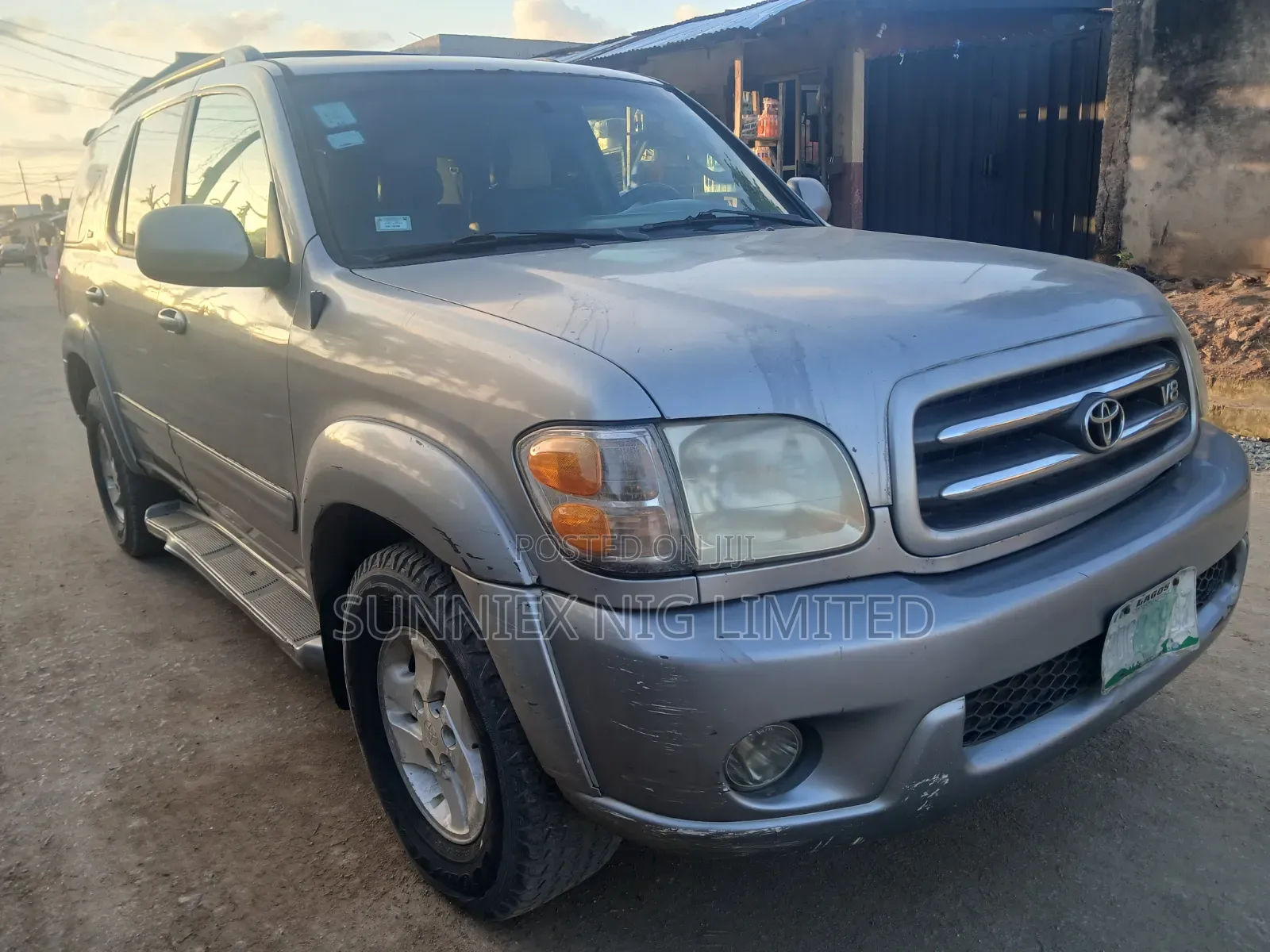 Toyota Sequoia 2005 Silver