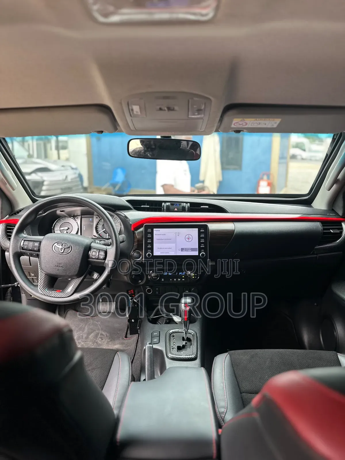New Toyota Hilux 2025 Black