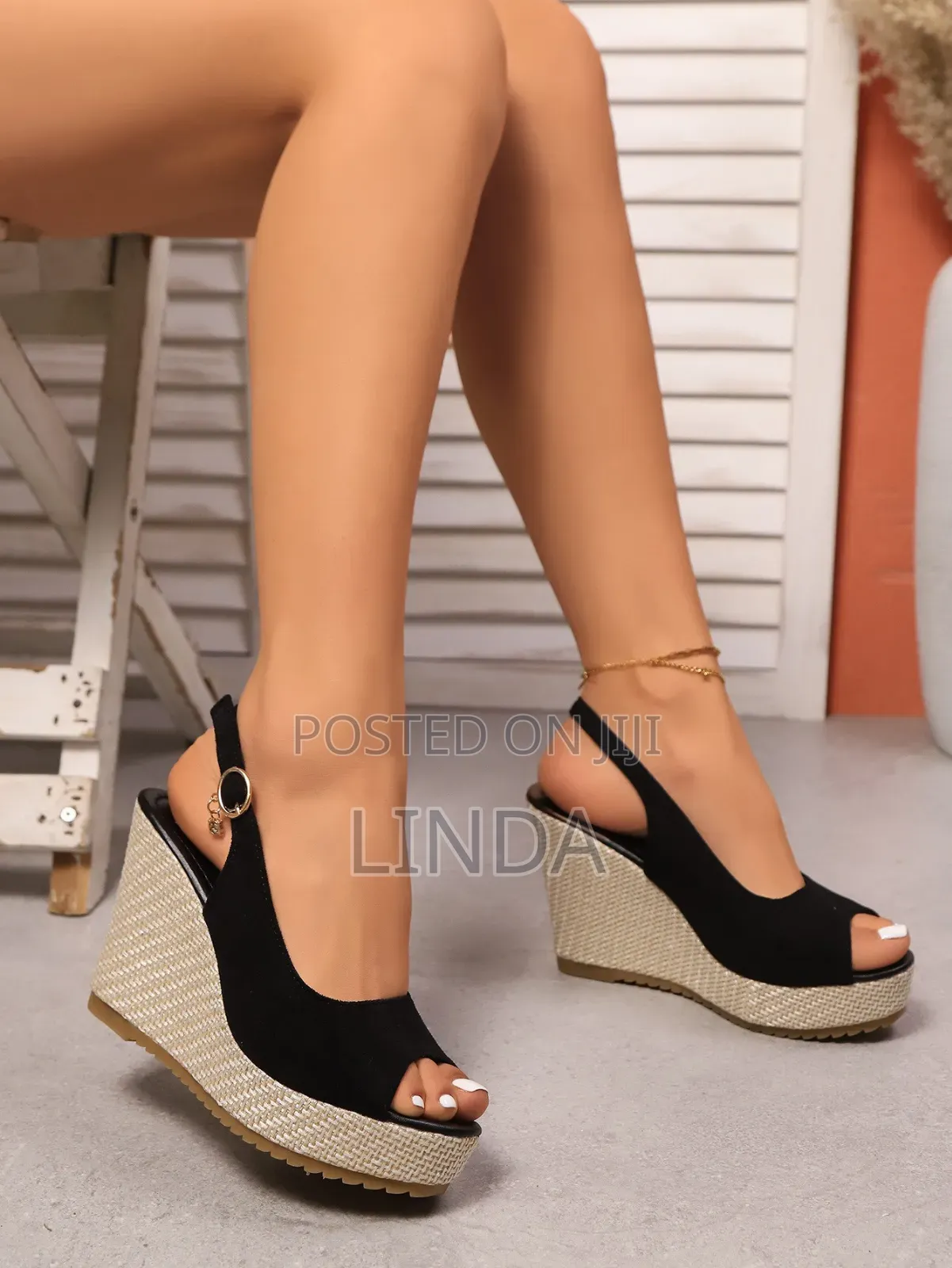 Everyday Versatile Thick-Soled Wedge Ankle Strap Sandalsfor Women.