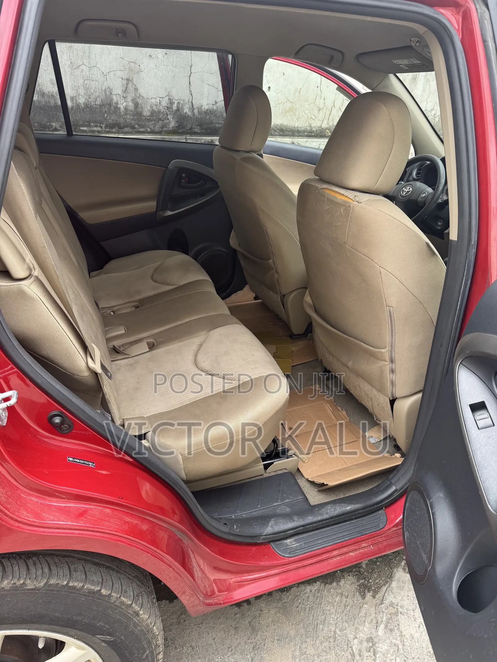 Toyota RAV4 V6 2009 Red