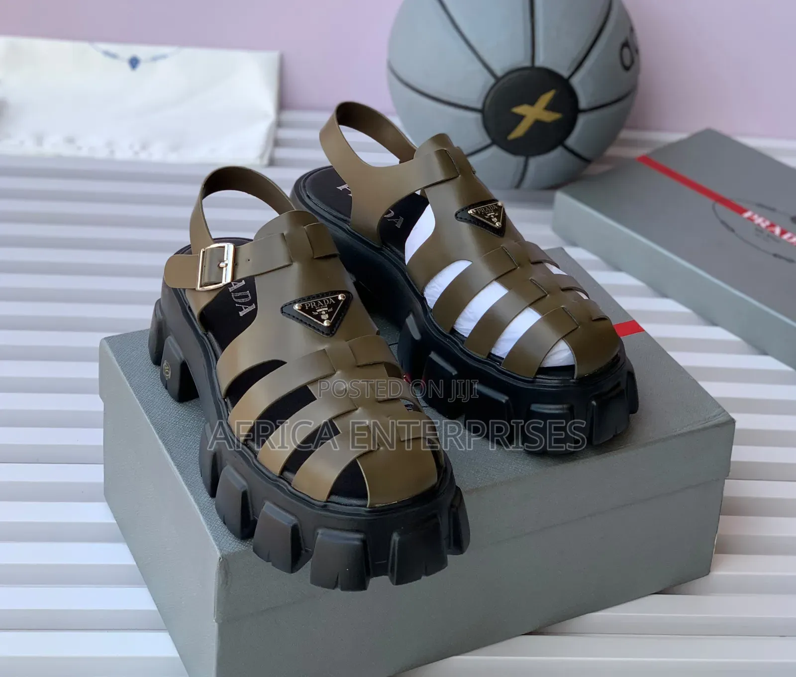 Prada Sanders Very Good Quality