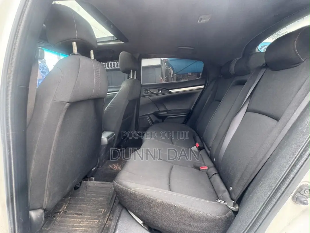 Honda Civic 2018 White
