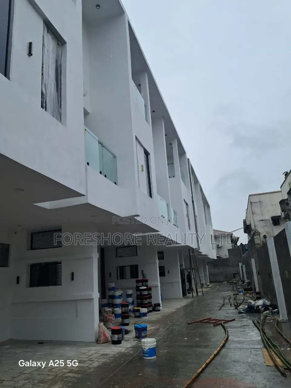 4bdrm Duplex in Allen Avenue for rent