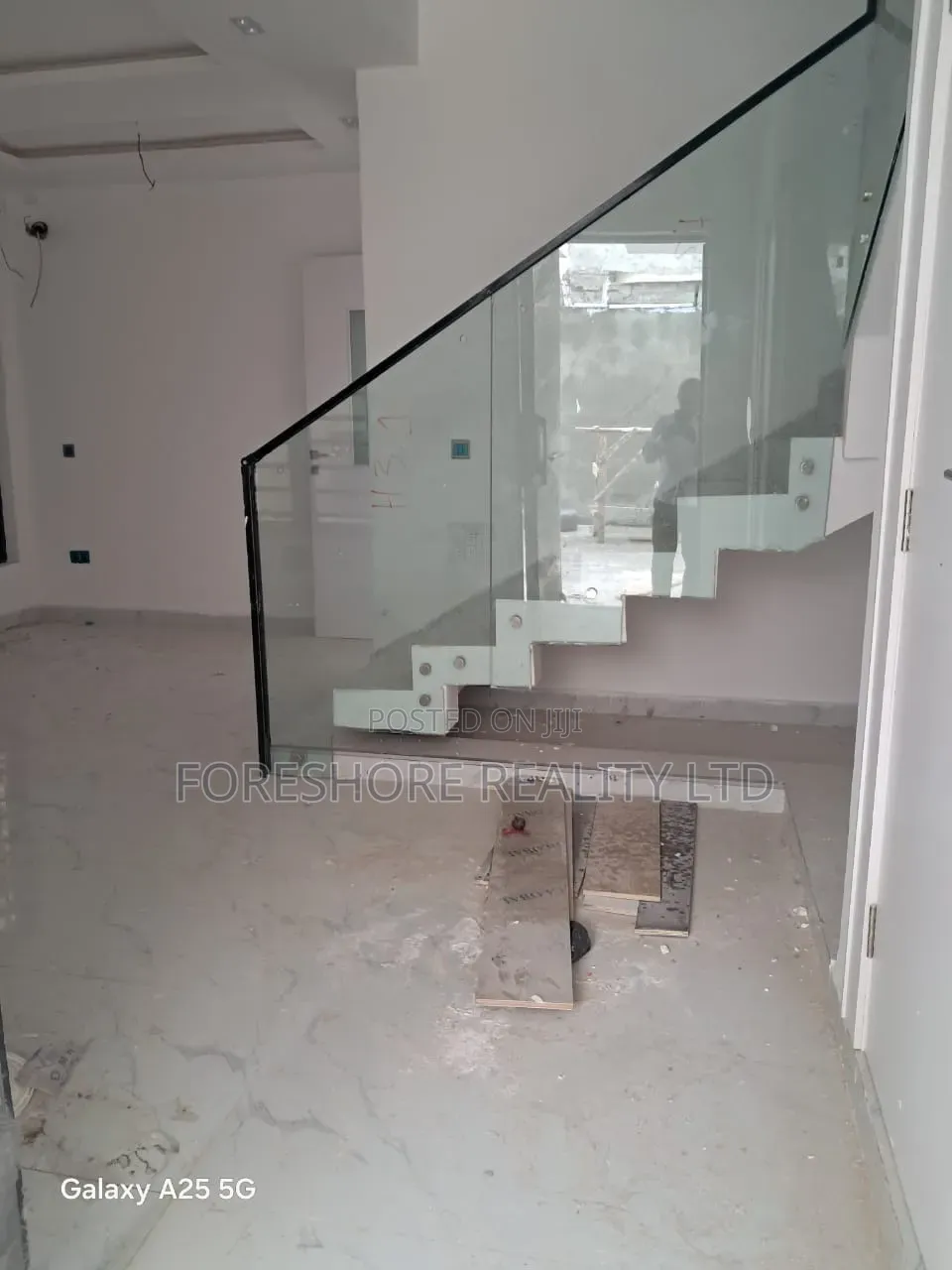 4bdrm Duplex in Allen Avenue for rent