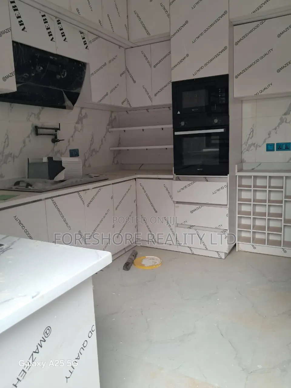 4bdrm Duplex in Allen Avenue for rent