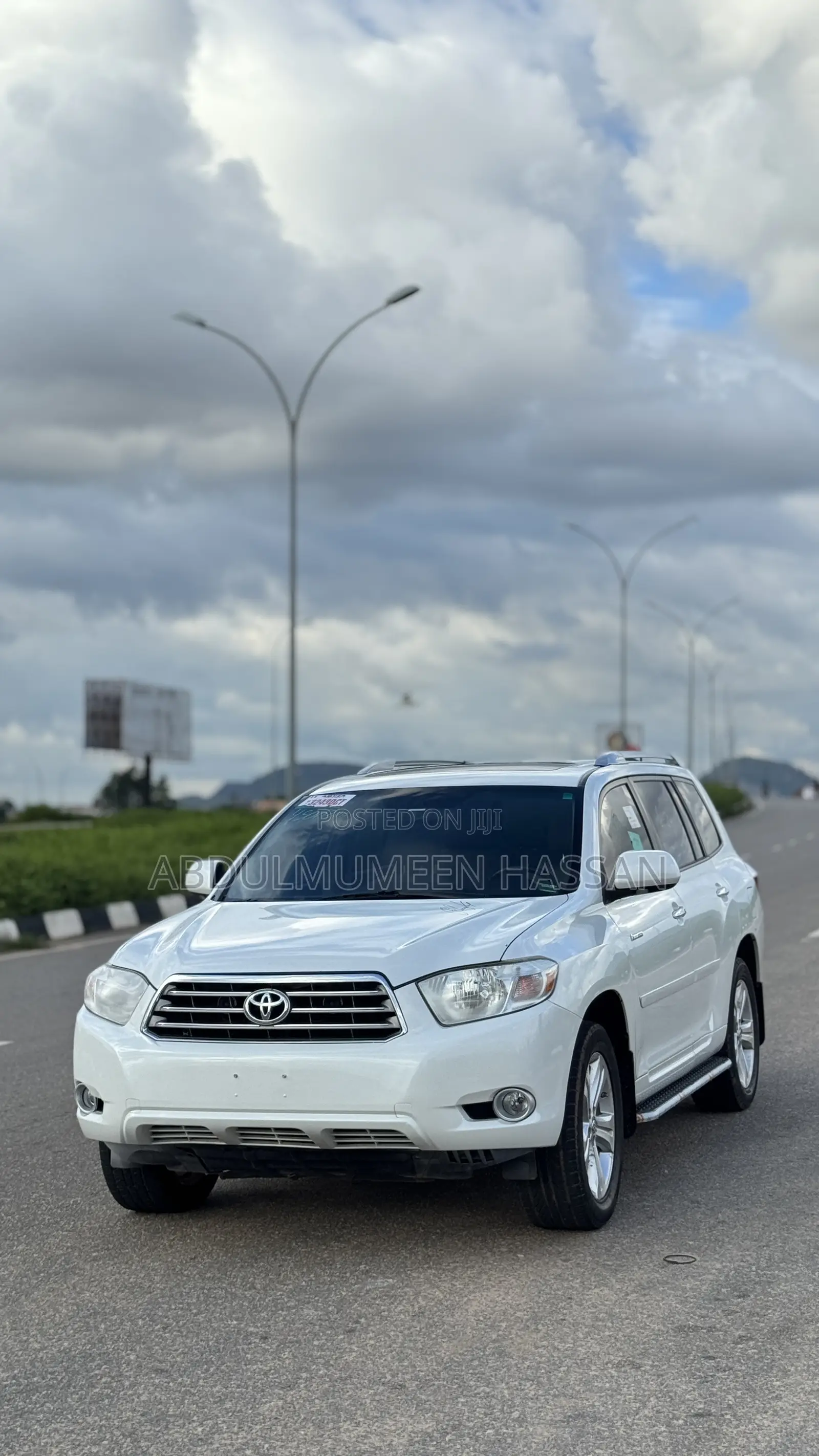 Toyota Highlander Limited 2010 White