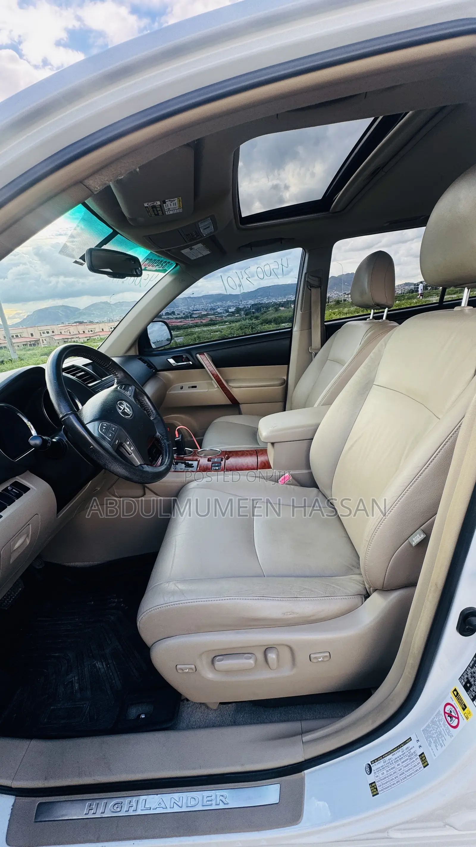 Toyota Highlander Limited 2010 White