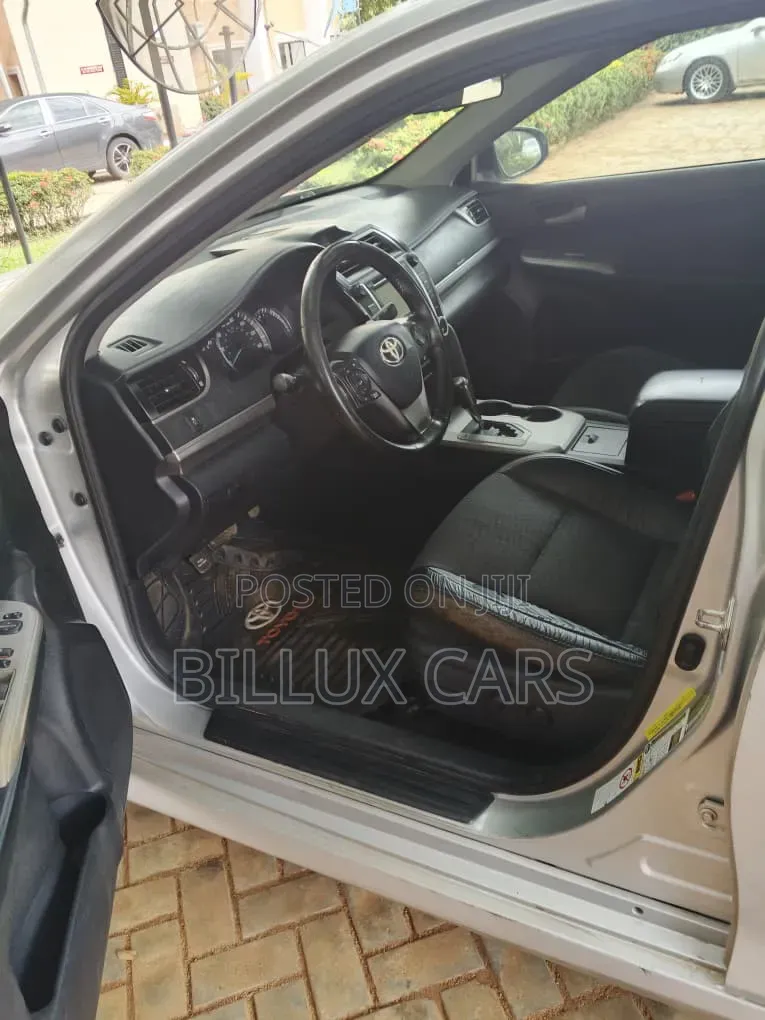 Toyota Camry 2013 Silver