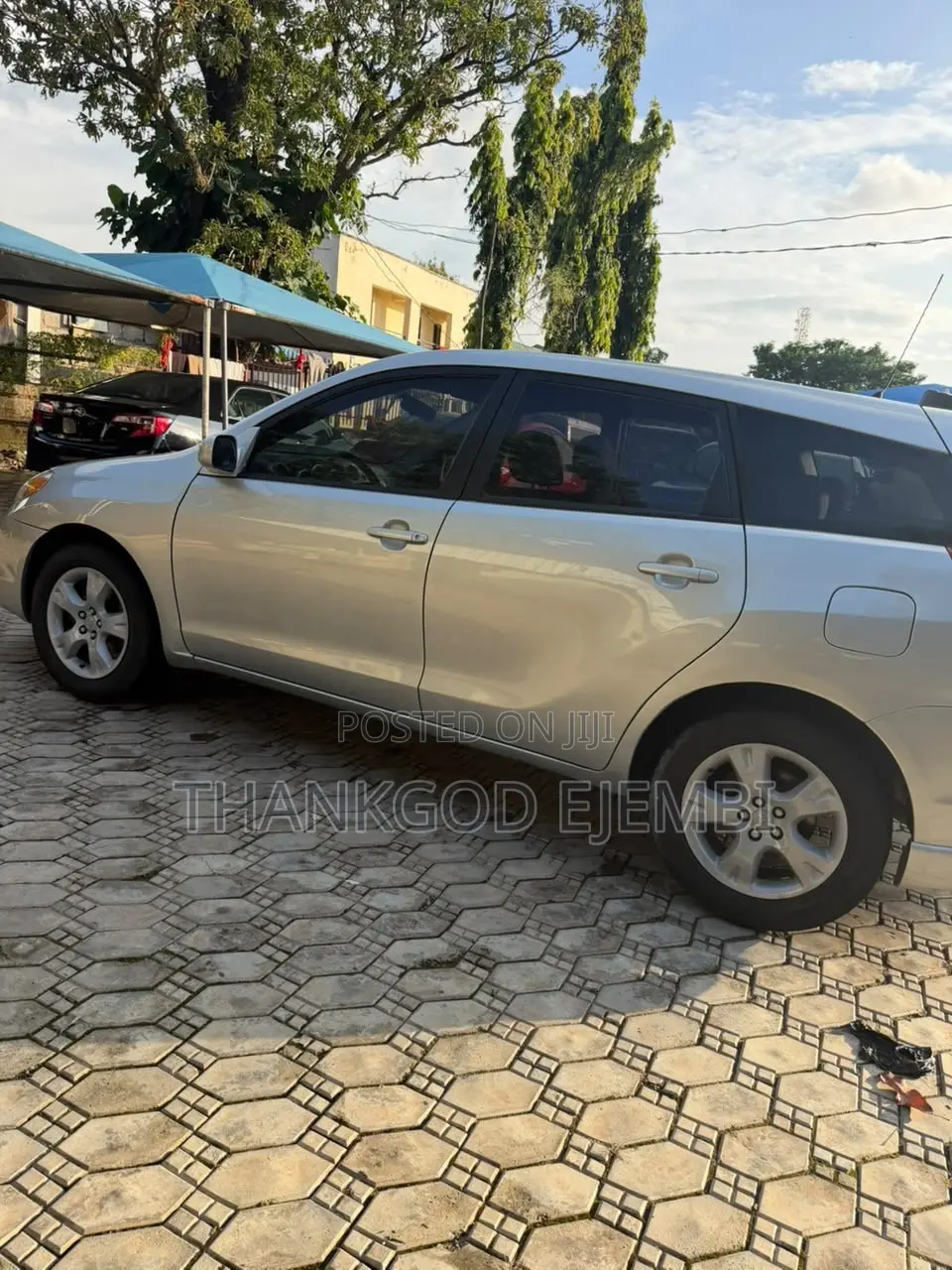 Toyota Matrix Hatchback FWD (1.8L 4cyl 5M) 2005 Silver