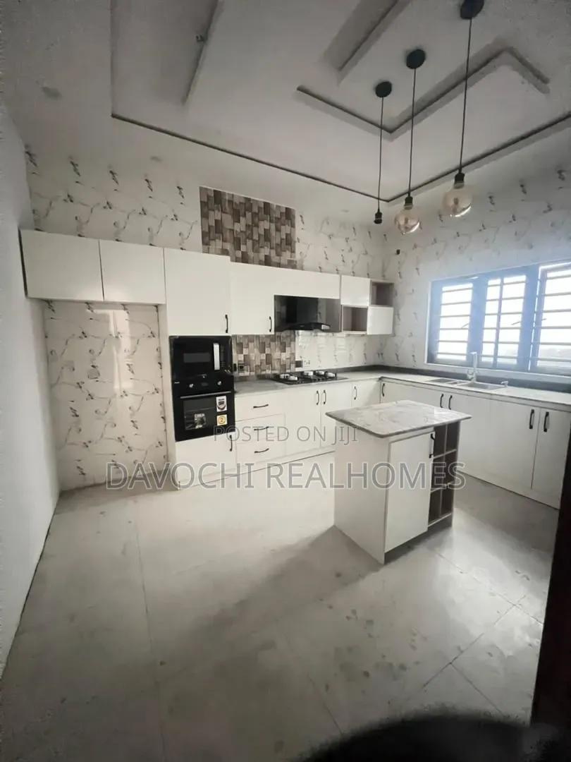 4bdrm Duplex in Sangotedo for sale