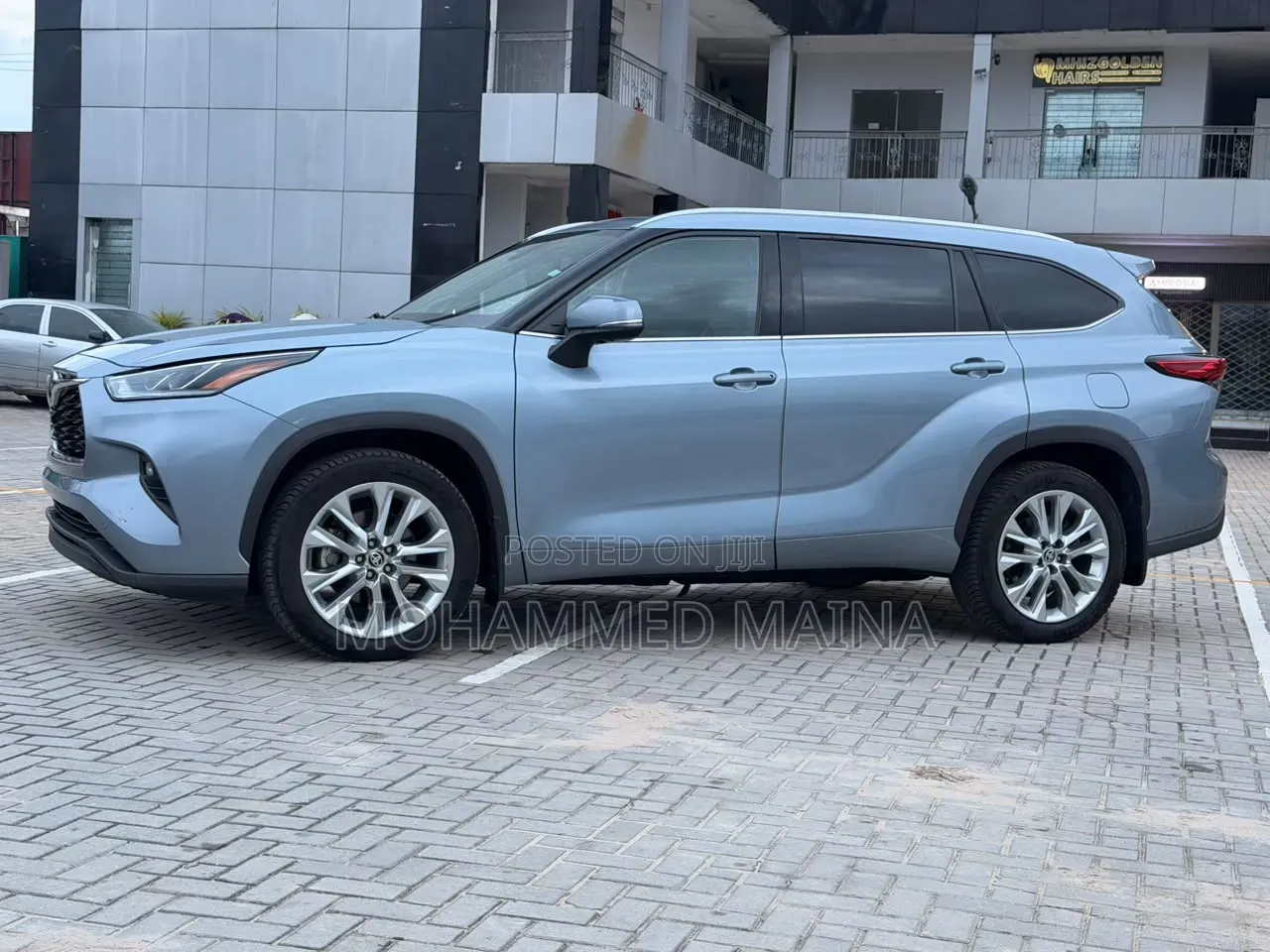 Toyota Highlander 2022 Blue