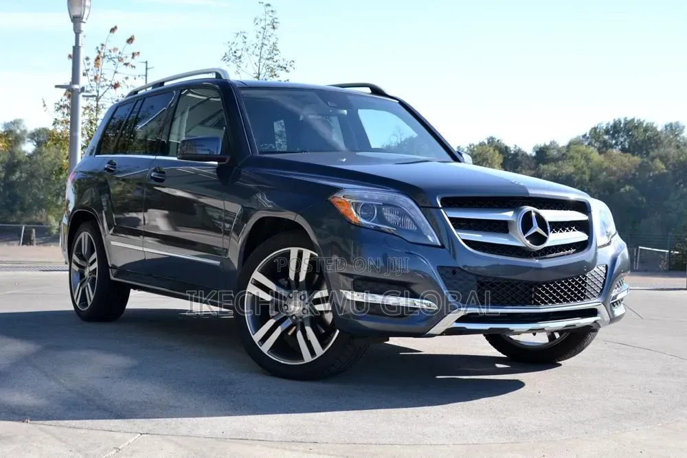 Fender Mercedes Benz GLK350 From 2010 to 2015