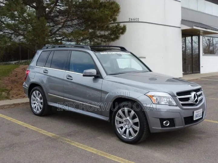 Fender Mercedes Benz GLK350 From 2010 to 2015
