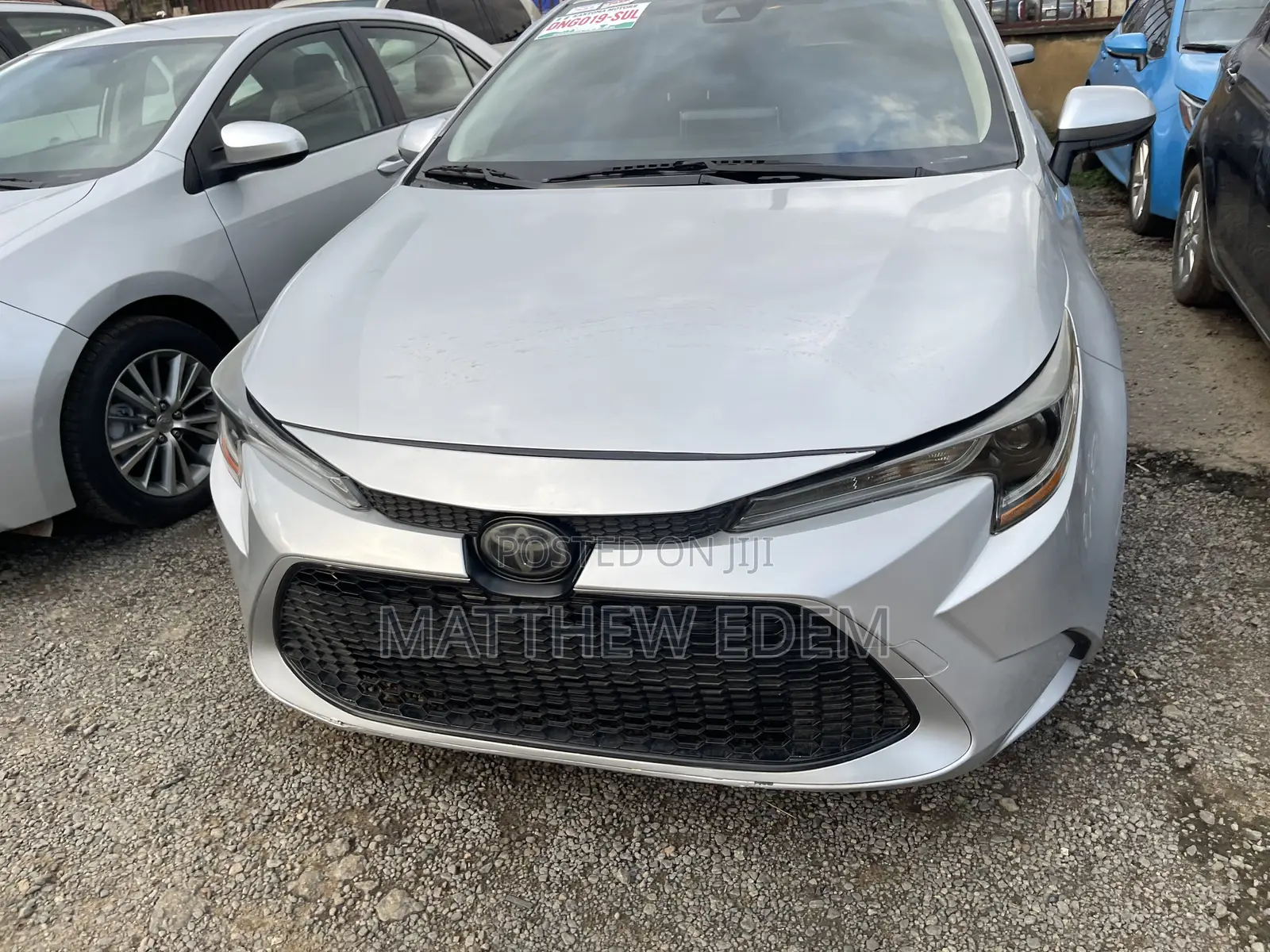 Toyota Corolla LE Eco (1.8L 4cyl 2A) 2019 Silver