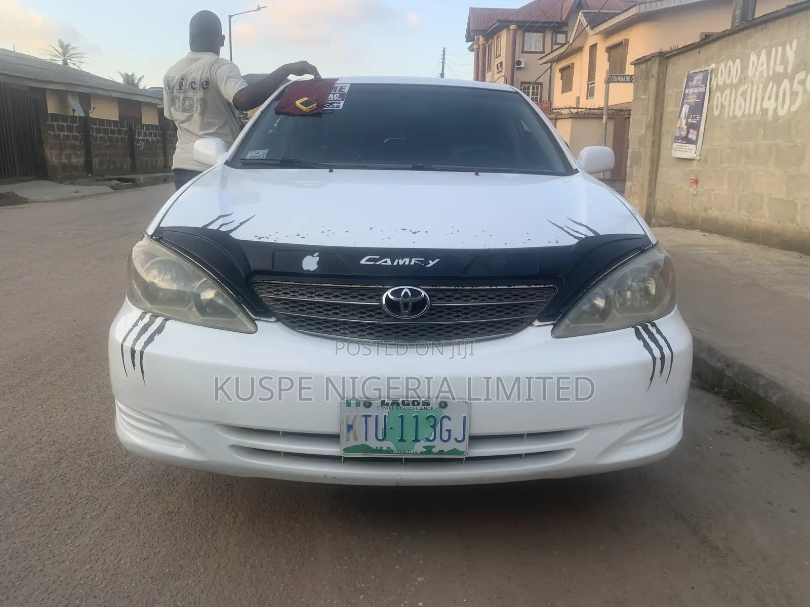 Toyota Camry LE 4dr Sedan (2.4L 4cyl 5A) 2005 White