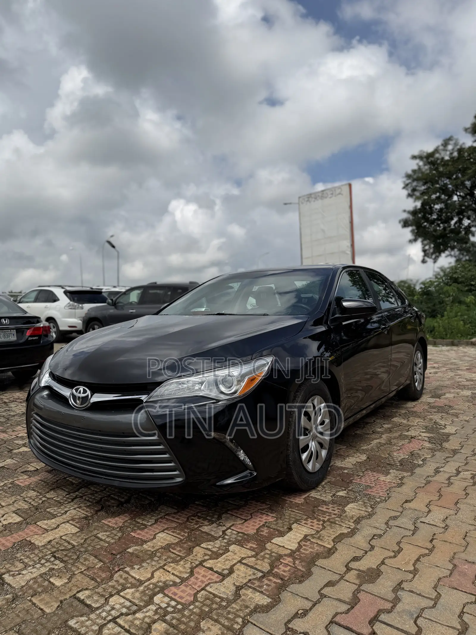 Toyota Camry LE 4dr Sedan (2.5L 4cyl 6A) 2016 Black