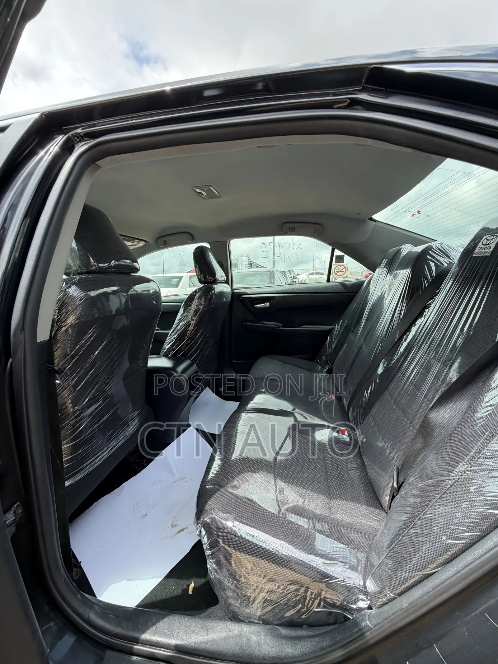 Toyota Camry LE 4dr Sedan (2.5L 4cyl 6A) 2016 Black
