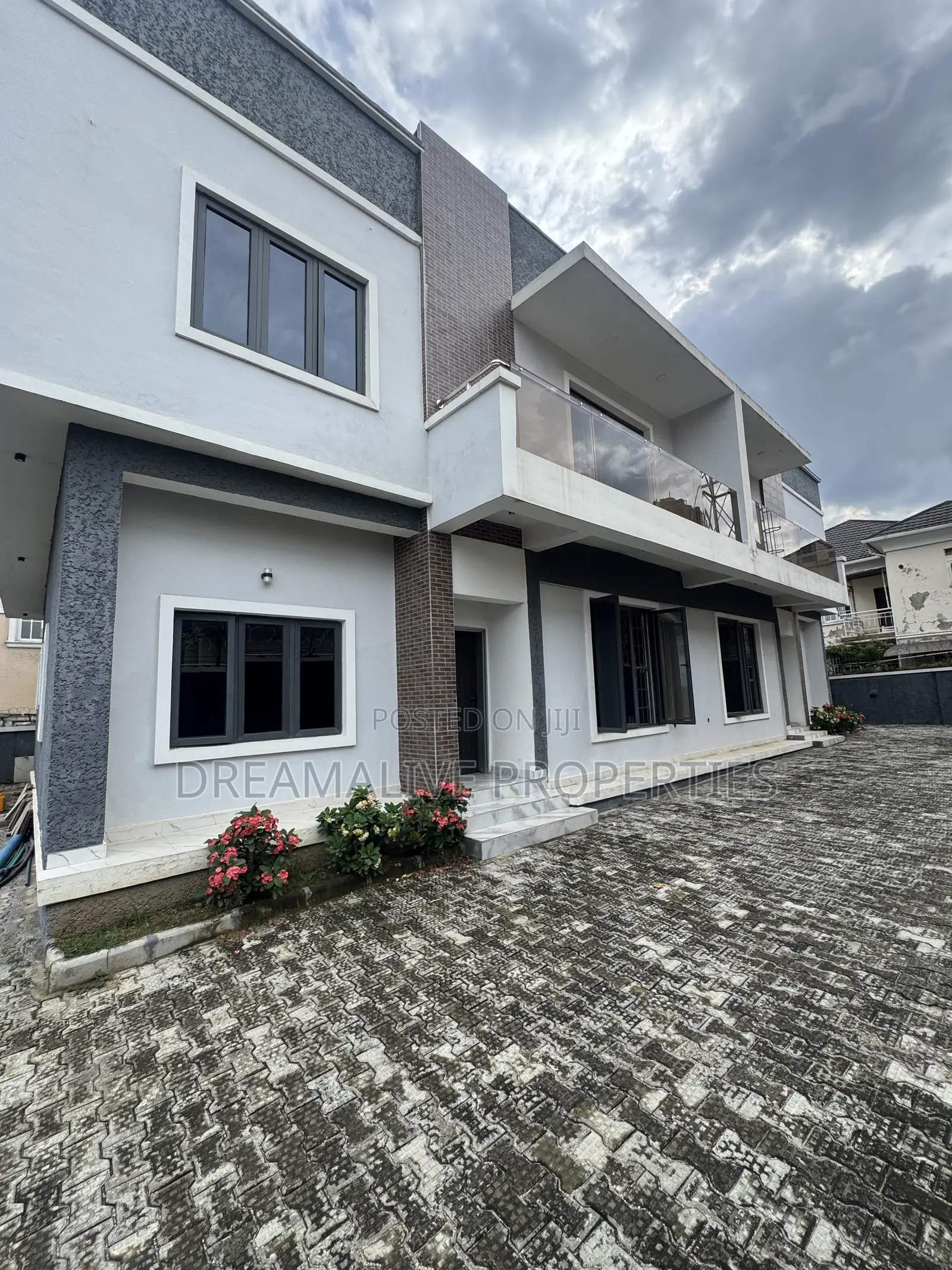 3bdrm Duplex in Trans Estate, Dawaki for rent