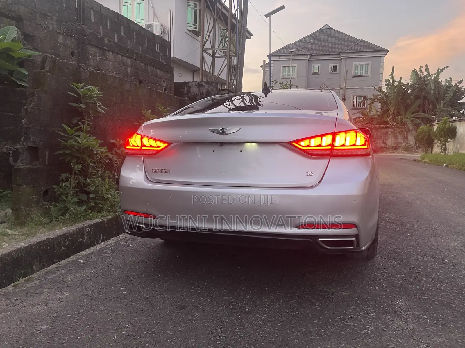 Hyundai Genesis 3.8 4dr Sedan (3.8L 6cyl 8A) 2015 Silver