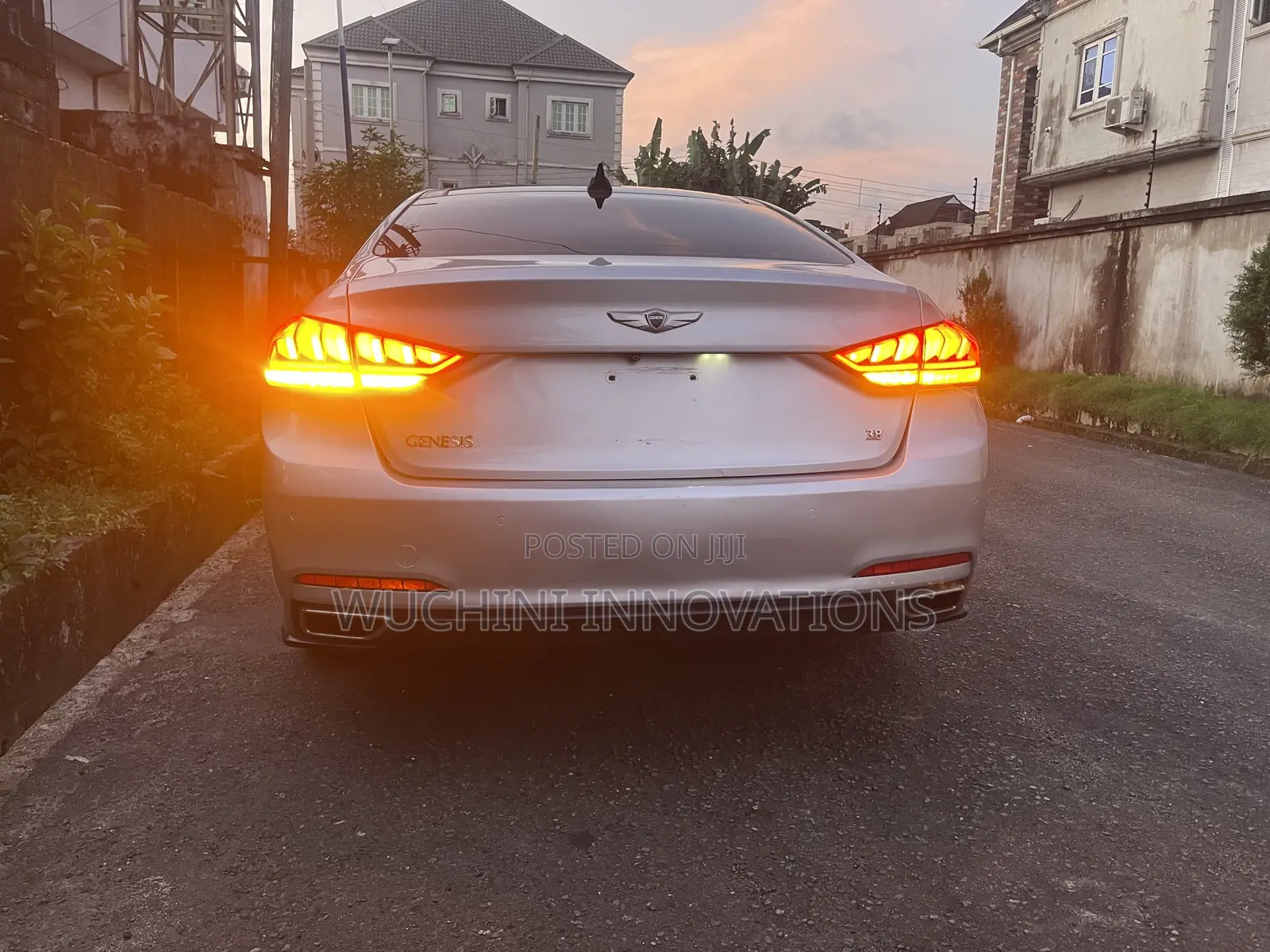 Hyundai Genesis 3.8 4dr Sedan (3.8L 6cyl 8A) 2015 Silver