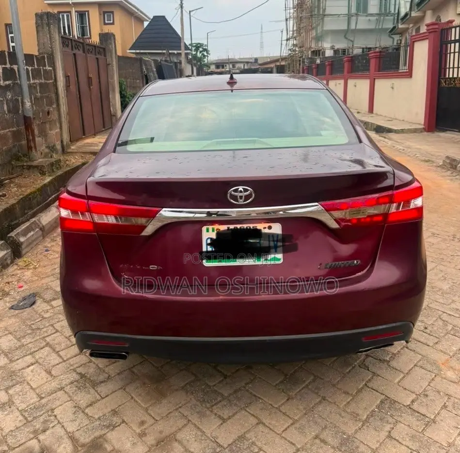 Toyota Avalon 2013 Red