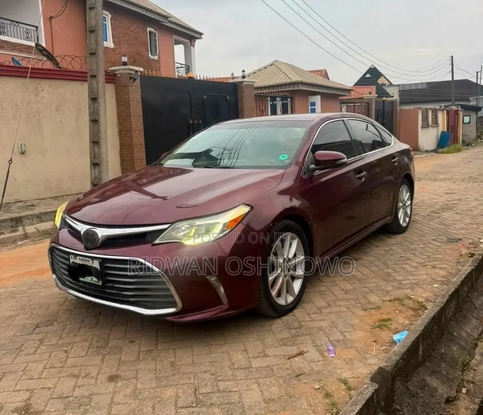 Toyota Avalon 2013 Red